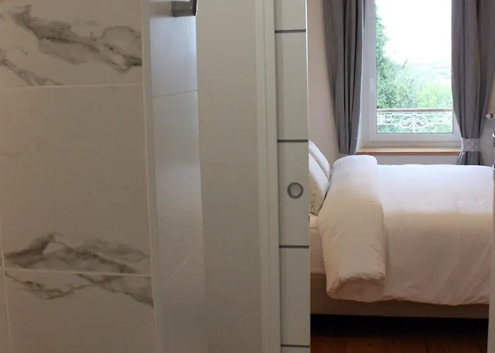 L'escale De Beauregard Guest house